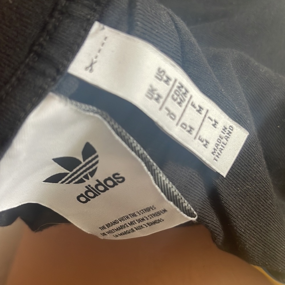 Adidas - Picture 2 of 3